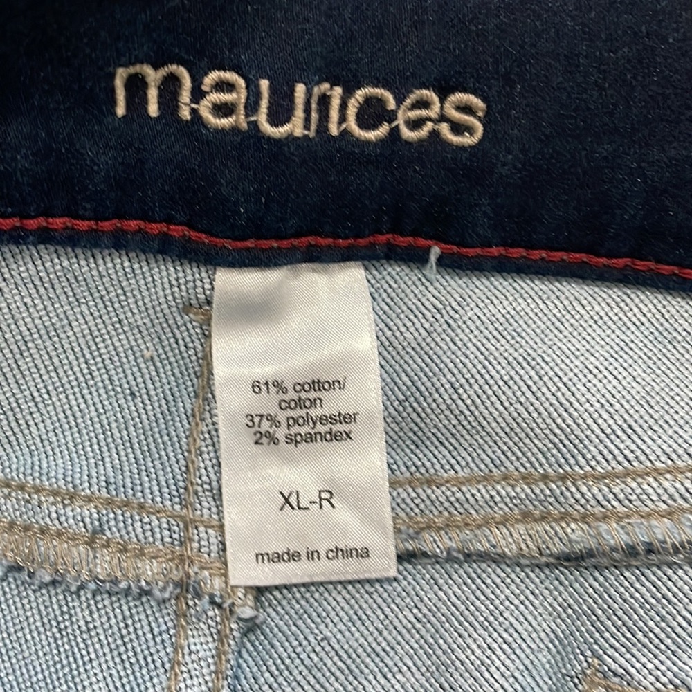 Women’s Jeans - Picture 3 of 3